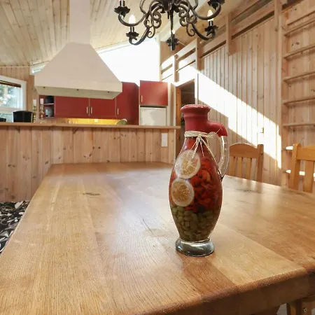 Hébergement de vacances Three-bedroom Holiday In Faxe Ladeplads